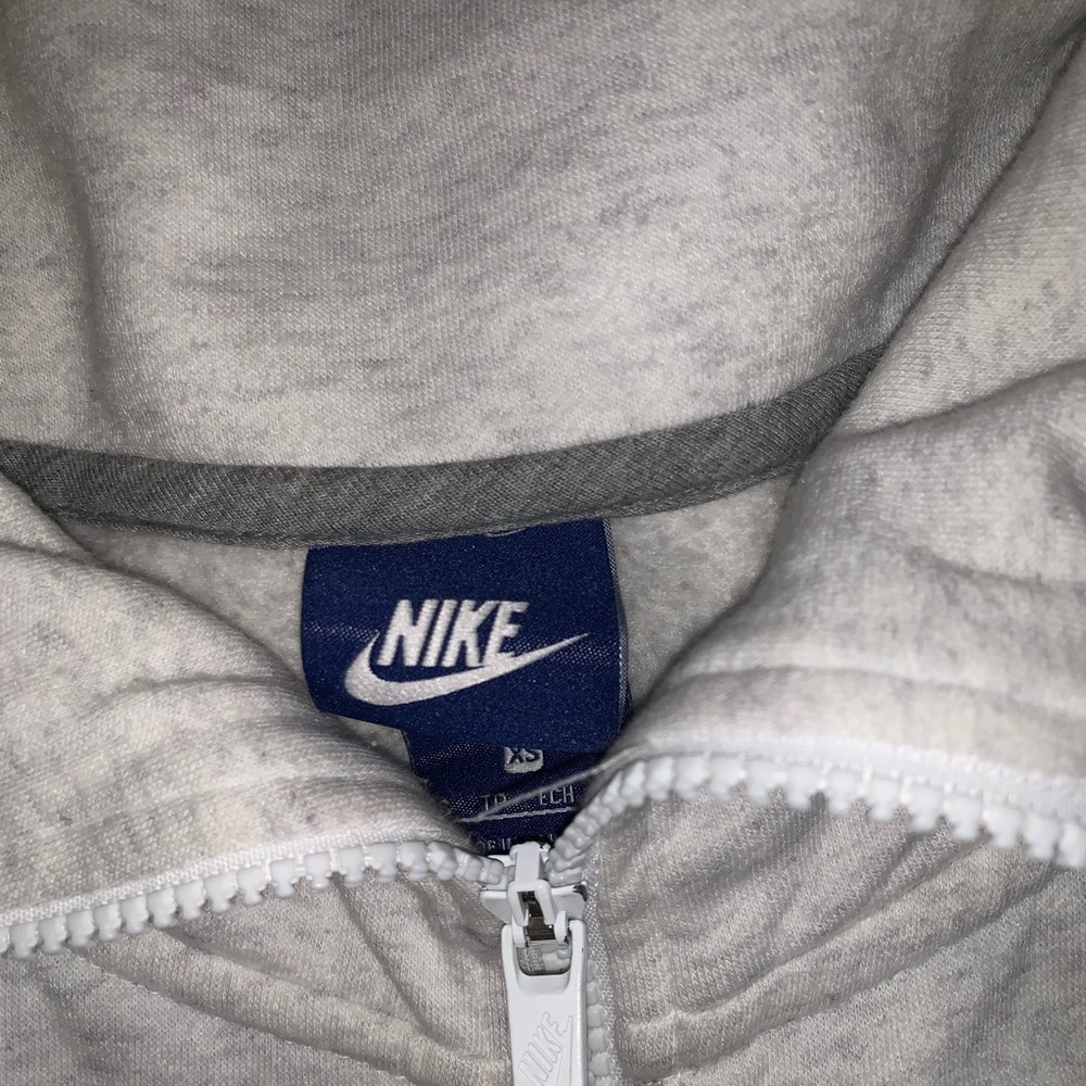 Nike Jacket - Picture 2 of 2